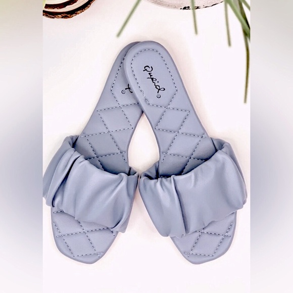 Vici open toe ruched slip on flat sandals. Quilted footbed, NEW in box Sz 8.5/9 - Picture 4 of 15